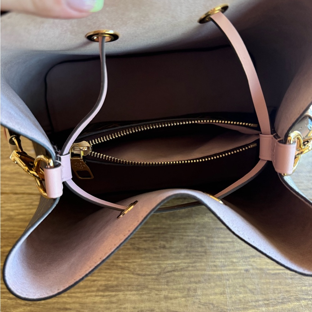 Louis Vuitton Monogram Drawstring Bucket Bag in Brown with Pink Trim - Picture 3 of 10